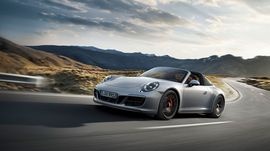 Conversível PORSCHE 911 TARGA 4 GTS 3.0 2018