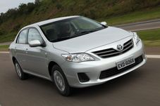 Sedã TOYOTA COROLLA XLi 1.8 16V FLEX 2012