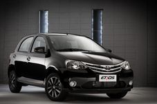 Hatchback TOYOTA ETIOS PLATINUM 1.5 16V FLEX 2015