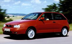 Hatchback SEAT IBIZA SXE 1.8 8V 2P 1998