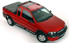 Picape FIAT STRADA CE TREKKING 1.8 8V FLEX 2005
