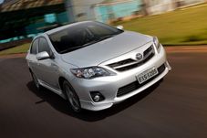 Sedã TOYOTA COROLLA XRS 2.0 16V AT FLEX 2013