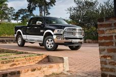 Picape RAM 2500 CD LARAMIE 4X4 6.7 V6 AT 2012